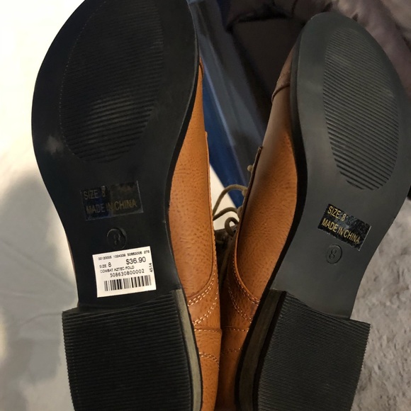 Aztec Design Boots - Picture 5 of 5